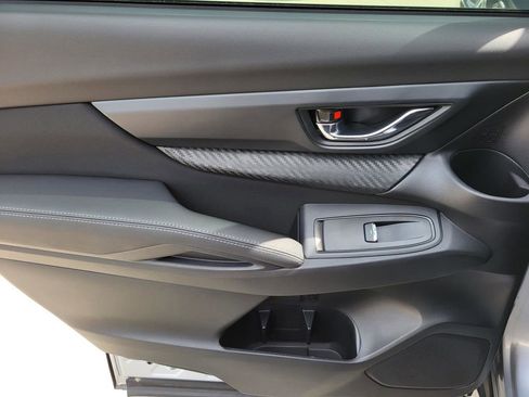 Certified 2025 Subaru Ascent Premium image 11