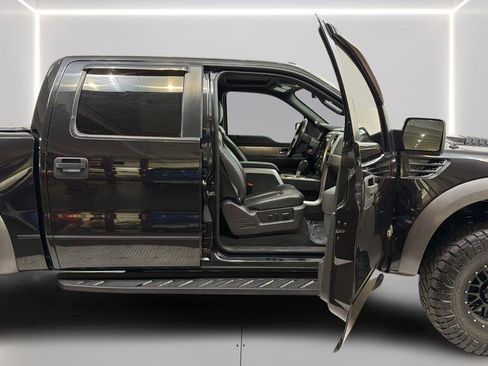 Used 2013 Ford F150 Raptor w/ Luxury Equipment Group image 17