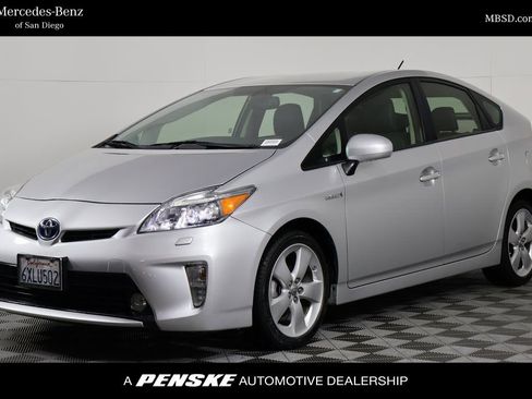 Used 2012 Toyota Prius Five w/ Preferred Accessory Pkg image 1