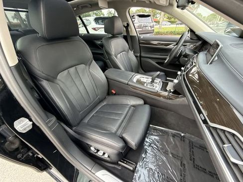 Used 2020 BMW 740i w/ Cold Weather Package RWD image 26