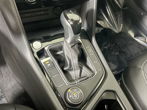 Used 2023 Volkswagen Taos SE image 16