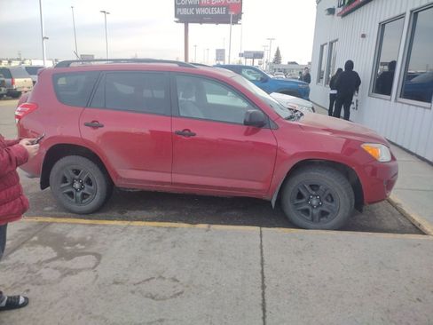 Used 2010 Toyota RAV4 4WD image 2