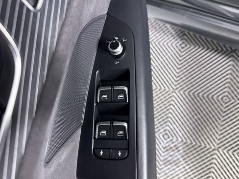 Used 2018 Audi RS 7 image 36