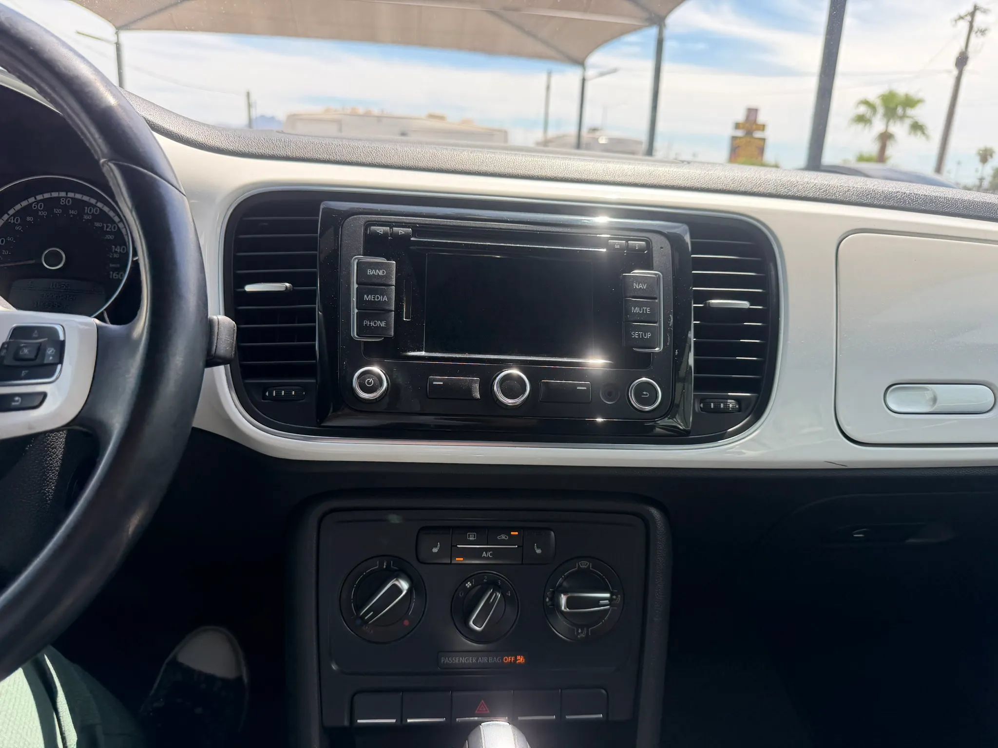 Used 2013 Volkswagen Beetle 2.5 FWD image 20