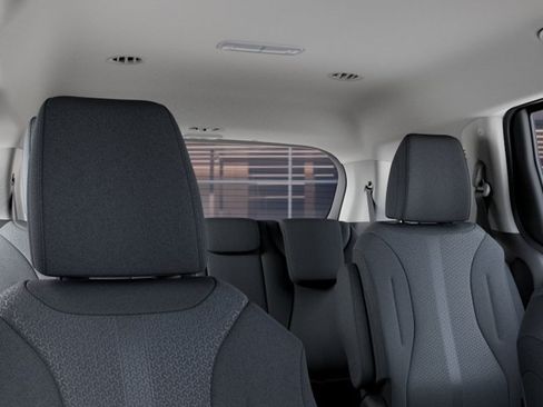 New 2026 Kia Carnival LX FWD image 27