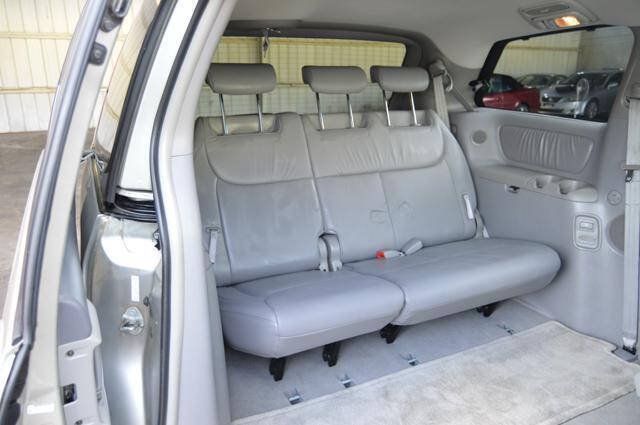 Used 2004 Toyota Sienna XLE Limited w/ Limited Pkg 5 FWD image 49