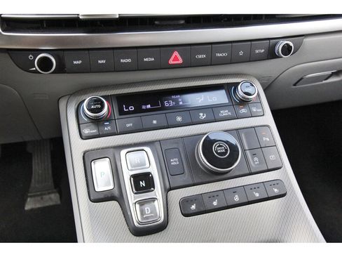 Used 2024 Hyundai Palisade SEL w/ Premium Package image 26