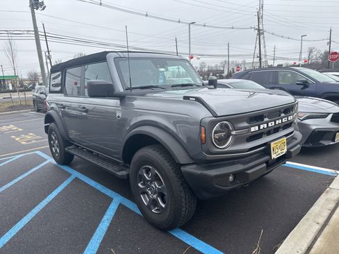 Used 2024 Ford Bronco Big Bend image 2