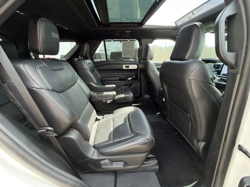 Used 2023 Ford Explorer ST w/ Equipment Group 401A image 10