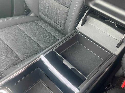 New 2026 Chevrolet Traverse LT FWD image 22