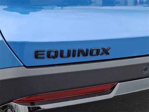 New 2026 Chevrolet Equinox RS image 18