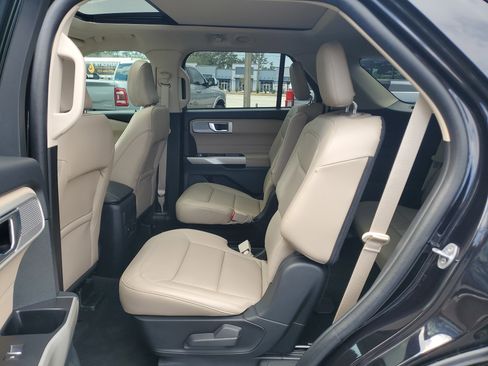 Used 2023 Ford Explorer XLT w/ Equipment Group 202A image 26