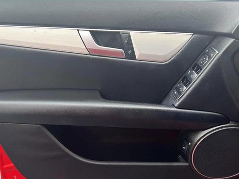 Used 2012 Mercedes-Benz C 250 Sedan image 20