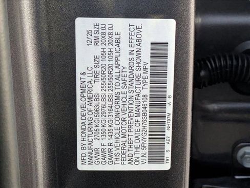 New 2025 Honda Pilot Touring image 18