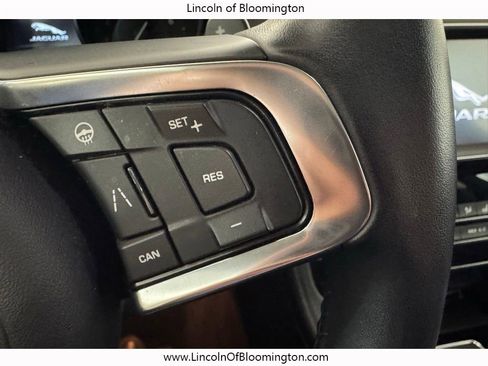 Used 2019 Jaguar F-PACE Prestige image 42