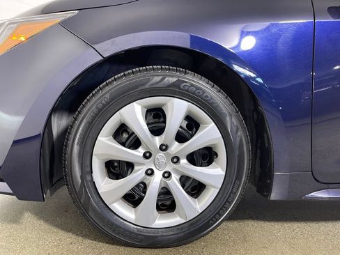 Certified 2025 Toyota Corolla LE FWD image 11