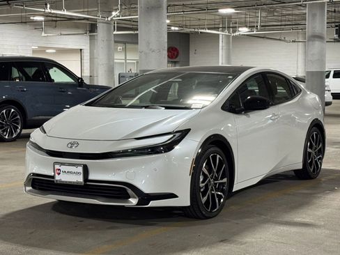 New 2026 Toyota Prius Plug-In Hybrid w/ Limited Premium Package image 4