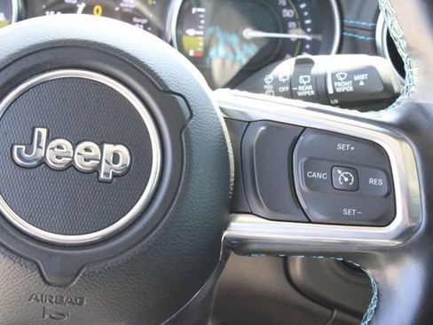 Used 2021 Jeep Wrangler Unlimited Rubicon 4xe w/ Cold Weather Group AWD/4WD image 22