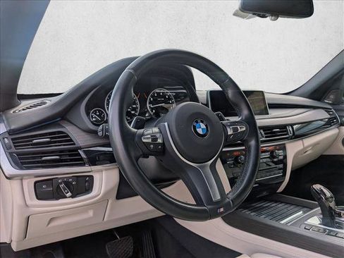 Used 2017 BMW X5 xDrive35i AWD/4WD image 9