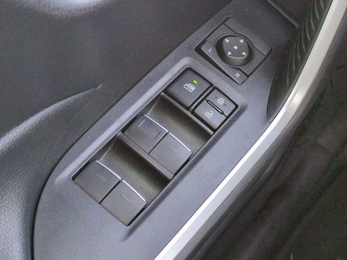 Certified 2022 Toyota RAV4 XLE Premium image 23