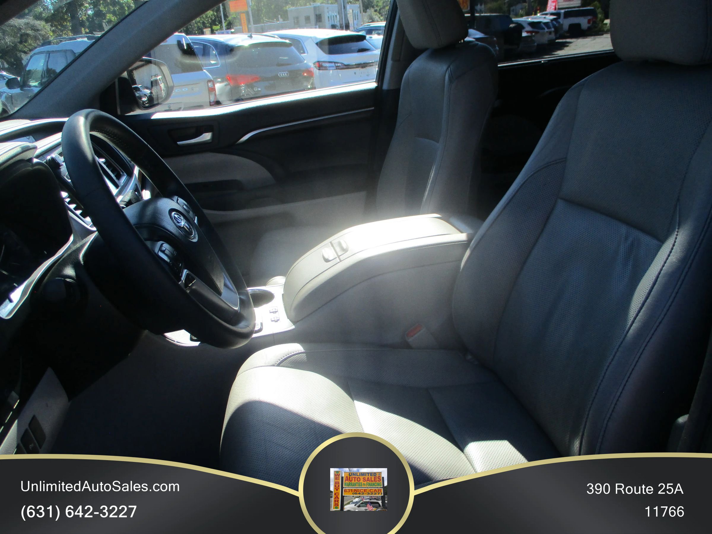 Used 2014 Toyota Highlander Limited AWD/4WD image 5