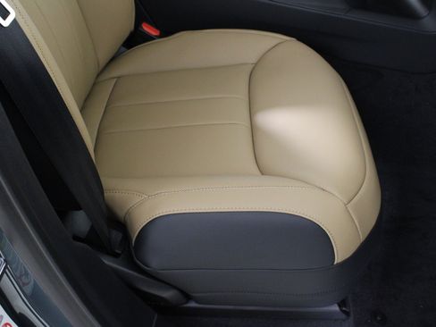 New 2026 Land Rover Range Rover Sport Dynamic SE image 13