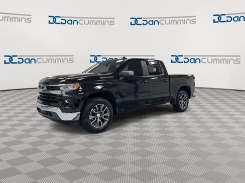 Used 2023 Chevrolet Silverado 1500 LT w/ Protection Package image 4