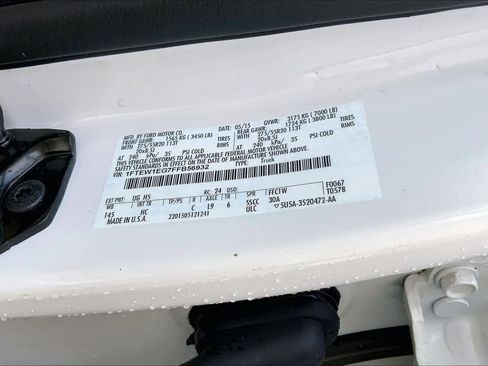 Used 2015 Ford F150 Lariat image 34