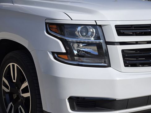 Used 2018 Chevrolet Tahoe LT w/ RST Edition image 12