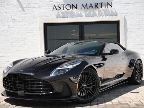 Used 2025 Aston Martin DB12 Convertible RWD image 14