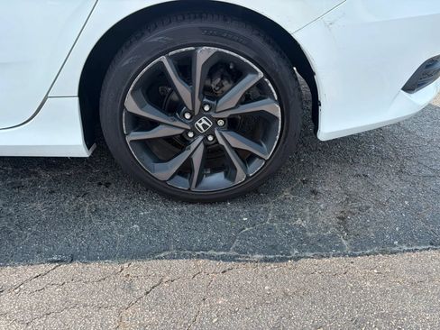 Used 2020 Honda Civic Sport image 12