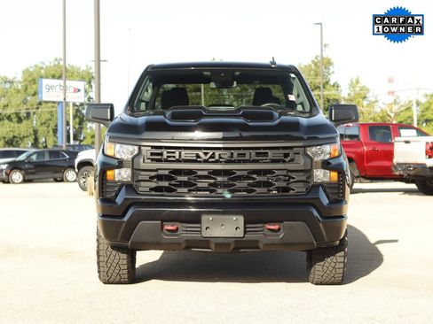 Used 2023 Chevrolet Silverado 1500 Custom Trail Boss w/ LPO, Dark Essentials Package AWD/4WD image 2