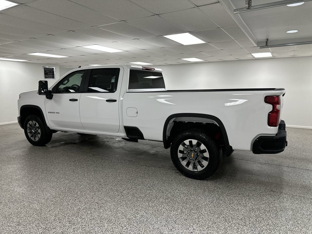 New 2026 Chevrolet Silverado 2500 Custom w/ Custom Value Package AWD/4WD image 6