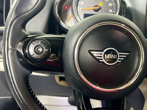 Used 2019 MINI Cooper Countryman SE w/ Convenience Package image 18