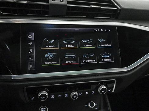 Used 2021 Audi Q3 2.0T Premium Plus w/ Premium Plus Package image 15