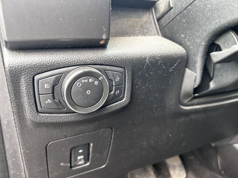 Used 2016 Ford F150 XLT w/ Equipment Group 302A Luxury image 19