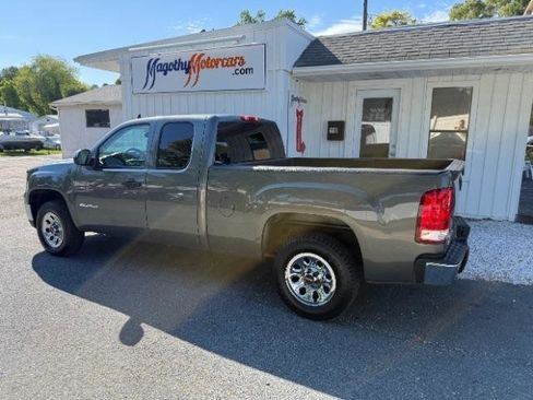 Used 2011 GMC Sierra 1500 SLE RWD image 10