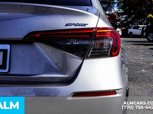 Used 2023 Honda Civic Sport image 18