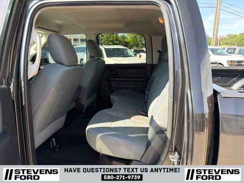 Used 2018 RAM 3500 Tradesman w/ Chrome Appearance Group AWD/4WD image 14