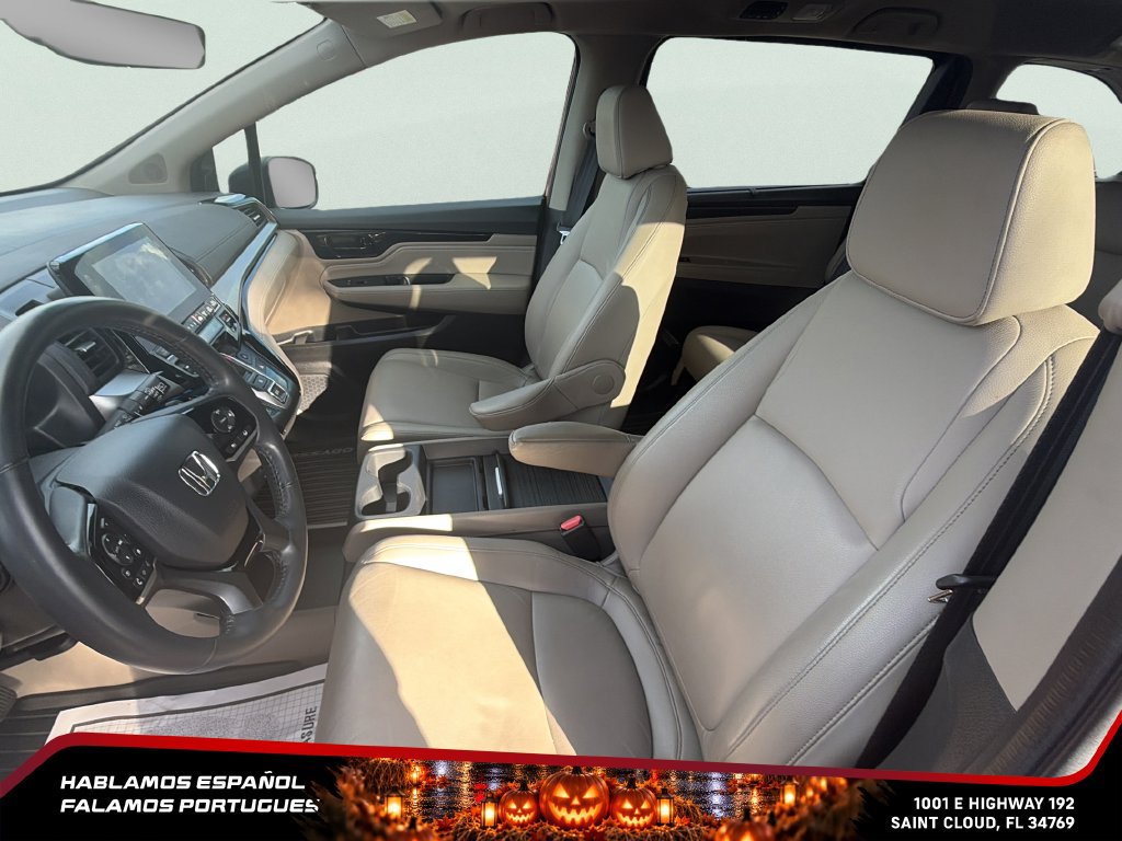 Used 2023 Honda Odyssey Touring image 17