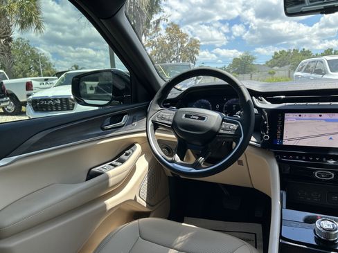 New 2026 Jeep Grand Cherokee L Limited RWD image 40