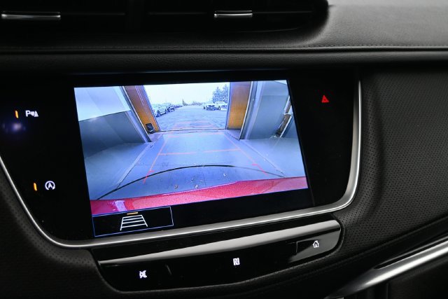 Used 2020 Cadillac XT5 Premium Luxury FWD image 28