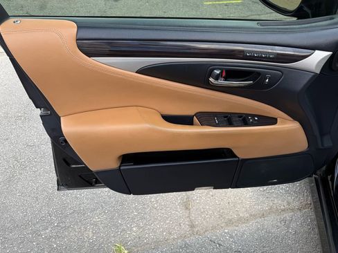 Used 2014 Lexus LS 460 L image 23