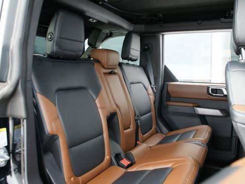 Used 2023 Ford Bronco Outer Banks image 36