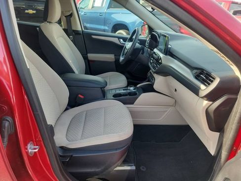 Used 2020 Ford Escape SE FWD image 29