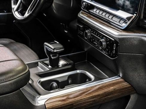 Used 2024 Chevrolet Silverado 1500 LT Trail Boss w/ Protection Package image 21