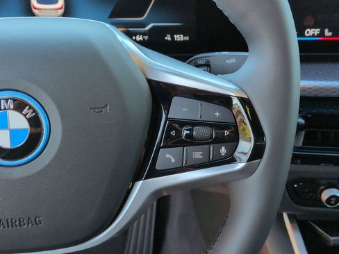 Used 2025 BMW i4 eDrive40 w/ Parking Assistance Package image 20