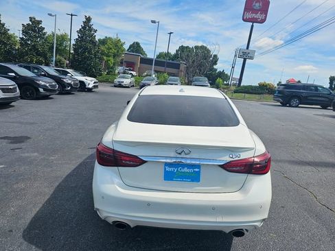 Used 2023 INFINITI Q50 Luxe w/ Cargo Package RWD image 7