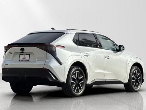 New 2026 Toyota bZ XLE Plus image 3