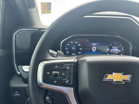 Used 2025 Chevrolet Silverado 1500 LT w/ Z71 Off-Road Package AWD/4WD image 14